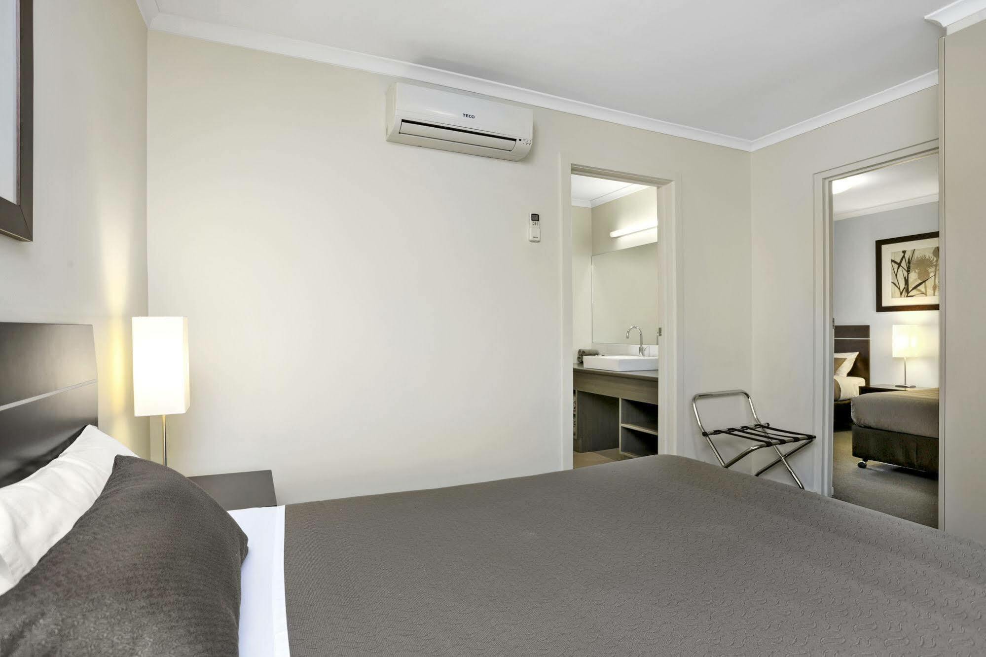 Elm Tree Motel Warrnambool Kültér fotó